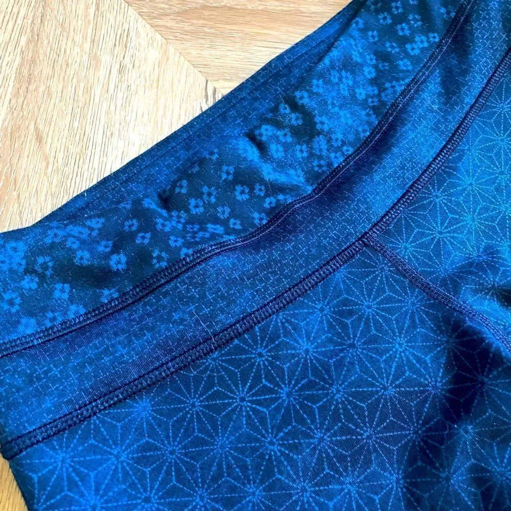 ♥️ Lululemon Wunder Under Crop Sashiko Cross Inkwell Size 6